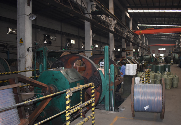 <a href='http://m.5xiaobai.cn/' target='_blank'><u>金环宇电缆</u></a>绞合